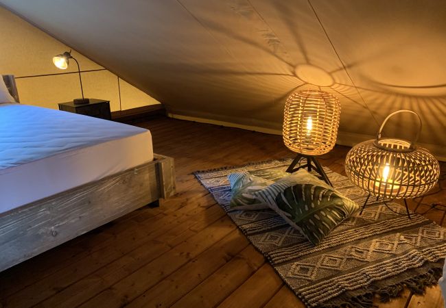 Bungalow i Idro - Jungle Lodge Deluxe Bungalow i Idro - Jungle Lodge Deluxe