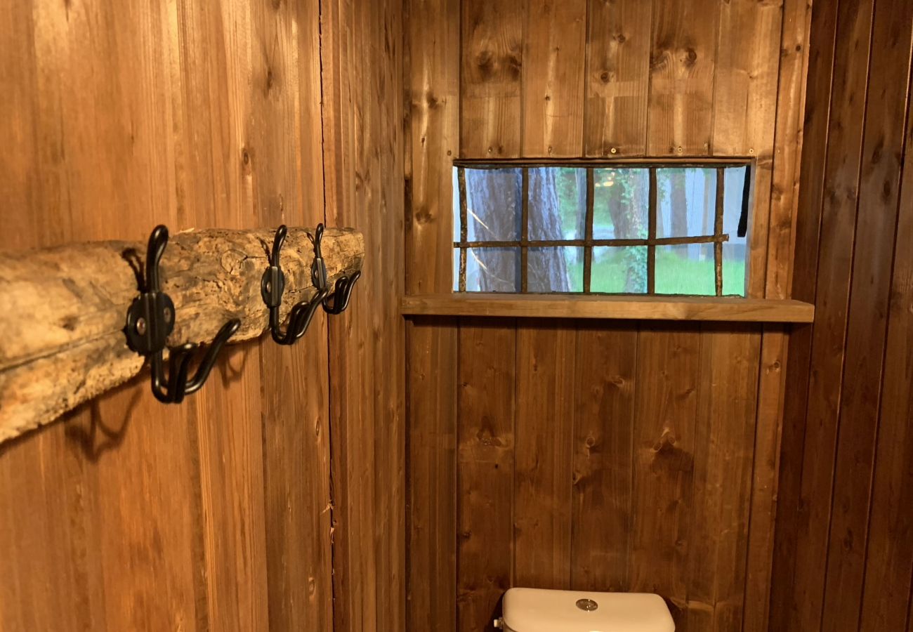 Bungalow i Idro - Jungle Lodge Deluxe Bungalow i Idro - Jungle Lodge Deluxe