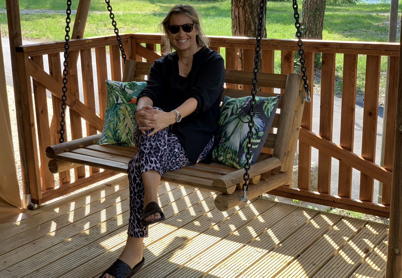 Bungalow i Idro - Jungle Lodge Deluxe Bungalow i Idro - Jungle Lodge Deluxe