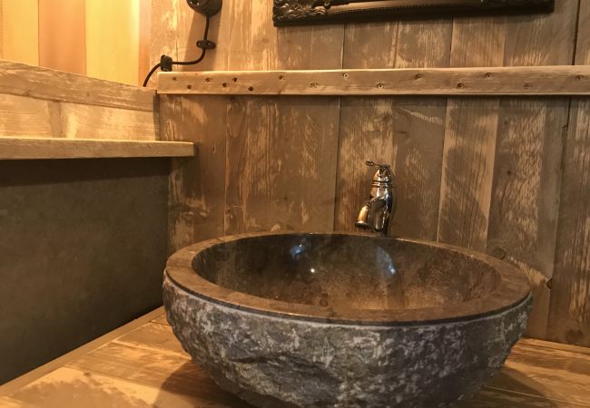 Bungalow i Idro - Safari Lodge Deluxe Bungalow i Idro - Safari Lodge Deluxe