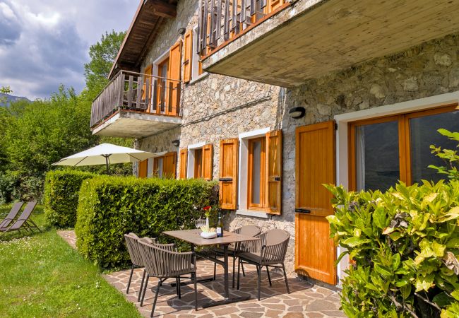 Lejlighed i Idro - Casa Paola (Vesta) - stueetage Lejlighed i Idro - Casa Paola (Vesta) - stueetage