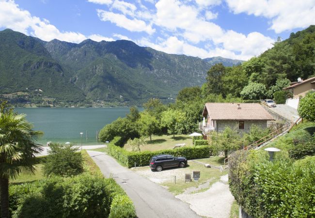 Lejlighed i Idro - Casa Paola (Vesta) - første sal Lejlighed i Idro - Casa Paola (Vesta) - første sal