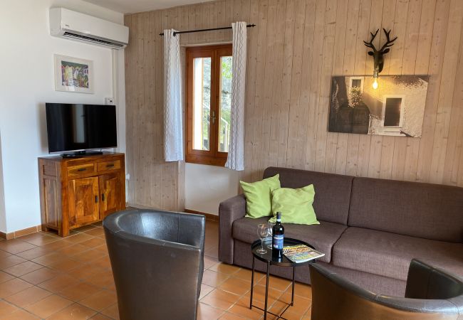 Lejlighed i Idro - Casa Paola (Vesta) - første sal Lejlighed i Idro - Casa Paola (Vesta) - første sal