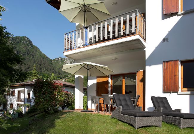 Lejlighed i Idro - Case Vacanze Crone - stueetage 4P Lejlighed i Idro - Case Vacanze Crone - stueetage 4P