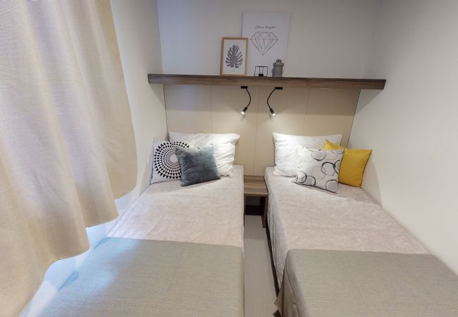 Bungalow i Idro - Relaxing Nature Lodge D7 Bungalow i Idro - Relaxing Nature Lodge D7