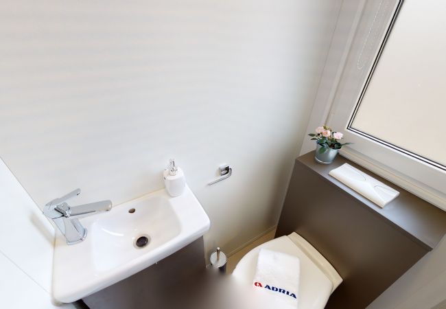 Bungalow i Idro - Relaxing Nature Lodge D7 Bungalow i Idro - Relaxing Nature Lodge D7