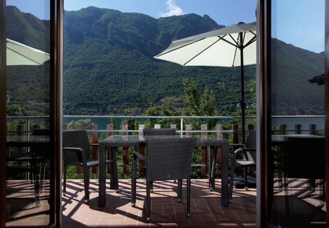 Lejlighed i Idro - Case Vacanze Crone - første sal 4P-D7 Lejlighed i Idro - Case Vacanze Crone - første sal 4P-D7