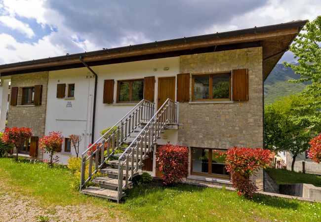 Lejlighed i Idro - Case Vacanze Crone - første sal 4P-D7 Lejlighed i Idro - Case Vacanze Crone - første sal 4P-D7