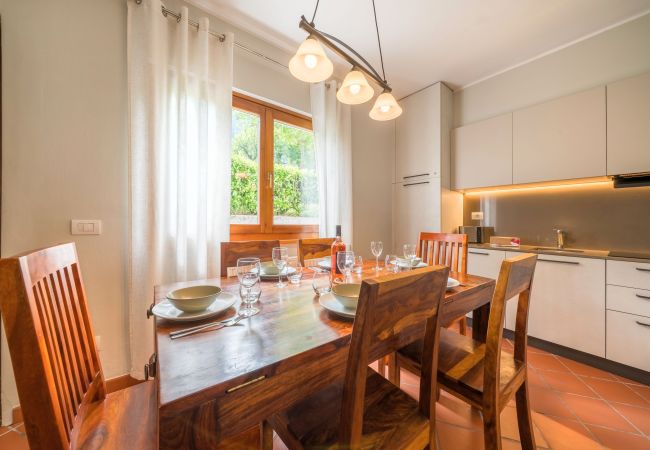 Lejlighed i Idro - Case Vacanze Crone - første sal 6P-D7 Lejlighed i Idro - Case Vacanze Crone - første sal 6P-D7