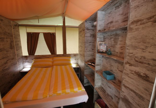 Bungalow in Idro - Safari Lodge Comfort Bungalow in Idro - Safari Lodge Comfort