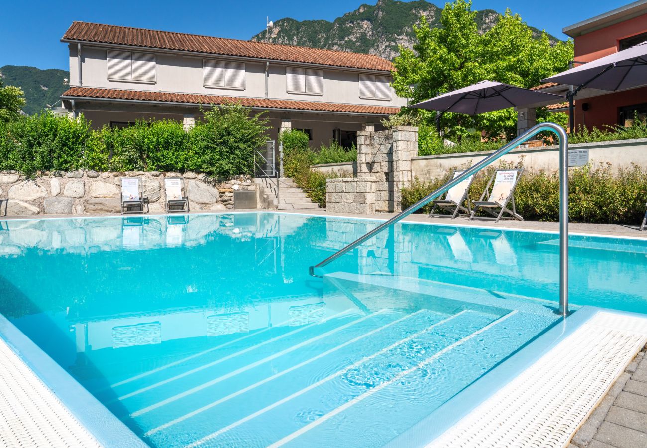 Rent by room in Idro - Guest room - Queen size bed Rent by room in Idro - Guest room - Queen size bed