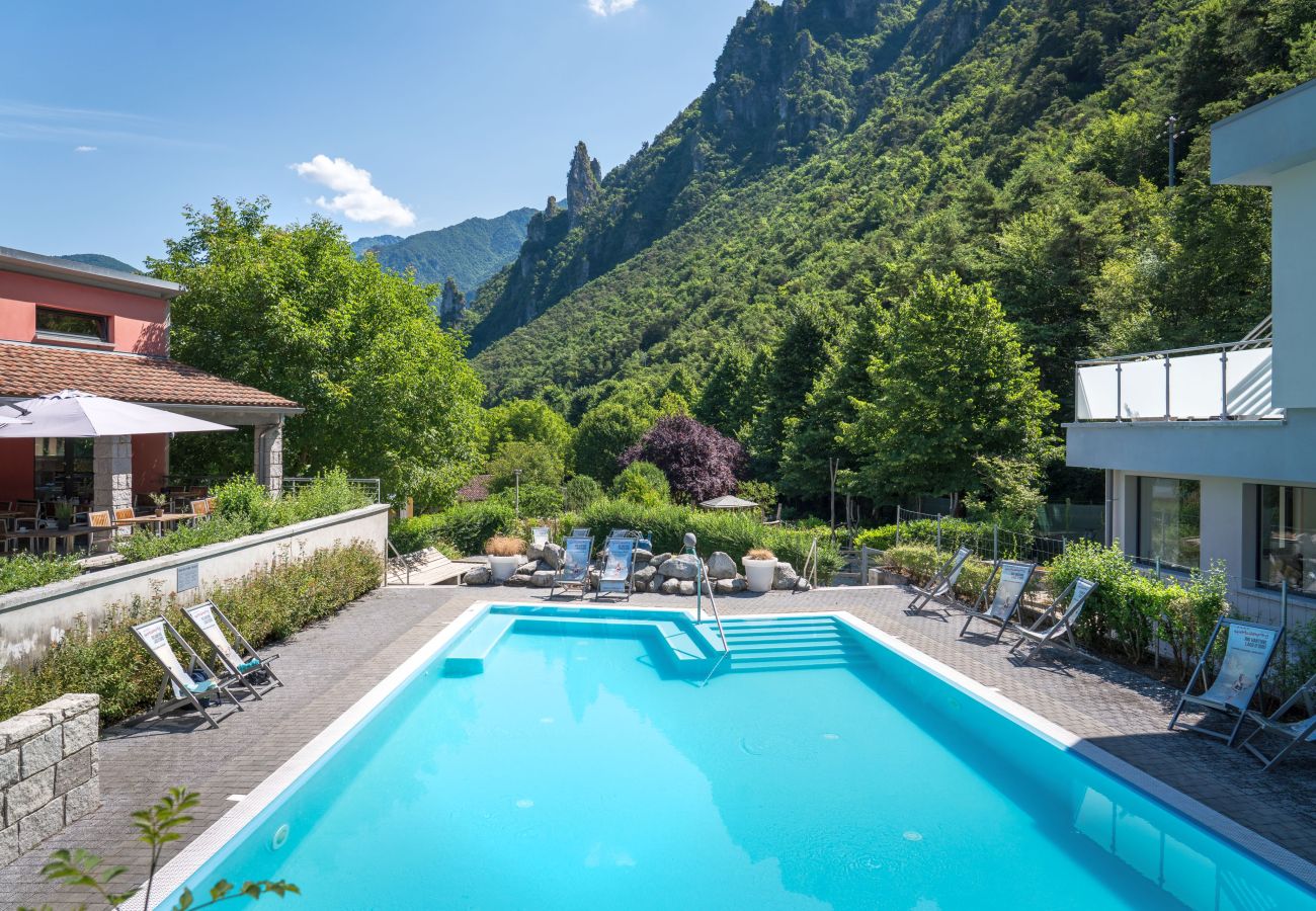 Rent by room in Idro - Guest room - Twin bed Rent by room in Idro - Guest room - Twin bed