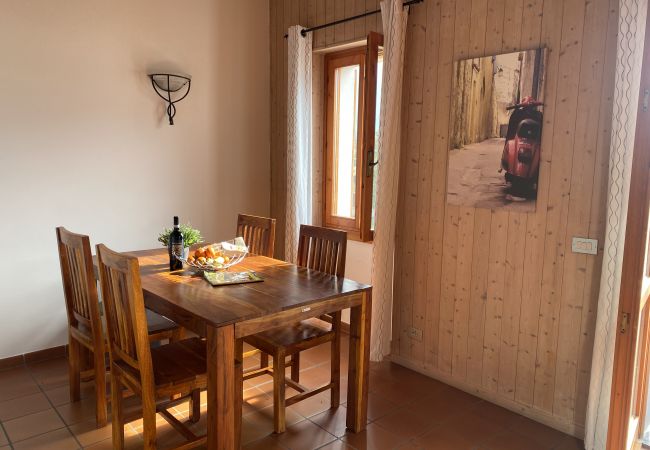 Appartamento a Idro - Casa Anna (Vesta) - primo piano 4P Appartamento a Idro - Casa Anna (Vesta) - primo piano 4P