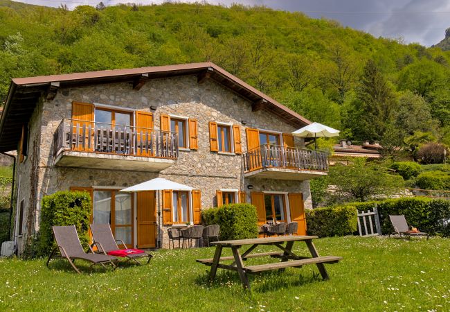 Appartamento a Idro - Casa Paola (Vesta) - primo piano Appartamento a Idro - Casa Paola (Vesta) - primo piano