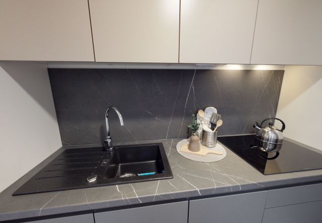 Bungalow a Idro - Relaxing Nature Lodge D7 Bungalow a Idro - Relaxing Nature Lodge D7