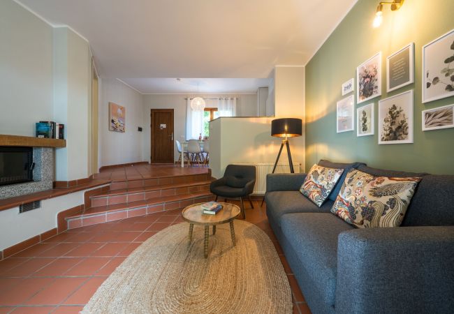 Appartamento a Idro - Case Vacanze Crone - piano terra 4P-D7 Appartamento a Idro - Case Vacanze Crone - piano terra 4P-D7