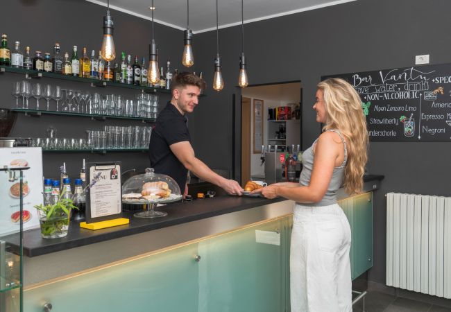 Affitto per camere a Idro - Camera – Letto queen size Affitto per camere a Idro - Camera – Letto queen size