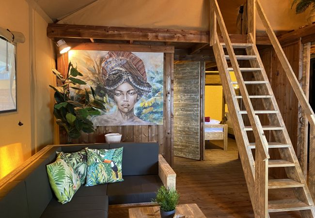 Bungalow in Idro - Jungle Lodge Deluxe Bungalow in Idro - Jungle Lodge Deluxe