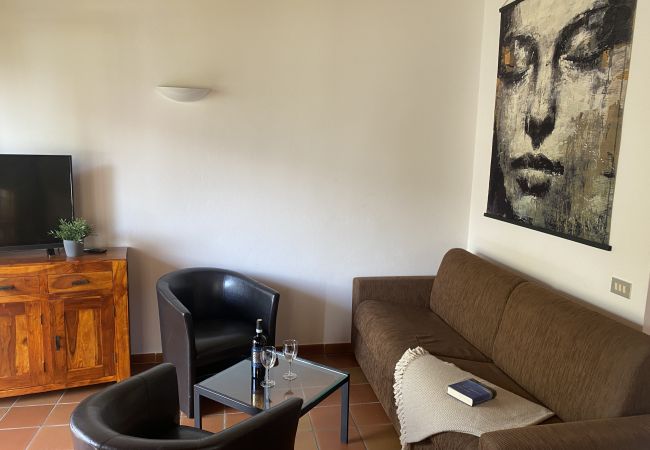 Ferienwohnung in Idro - Casa Anna (Vesta) - Erdgeschoss 4P Ferienwohnung in Idro - Casa Anna (Vesta) - Erdgeschoss 4P