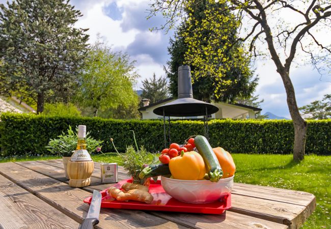 Ferienwohnung in Idro - Casa Anna (Vesta) - Erdgeschoss 4P Ferienwohnung in Idro - Casa Anna (Vesta) - Erdgeschoss 4P