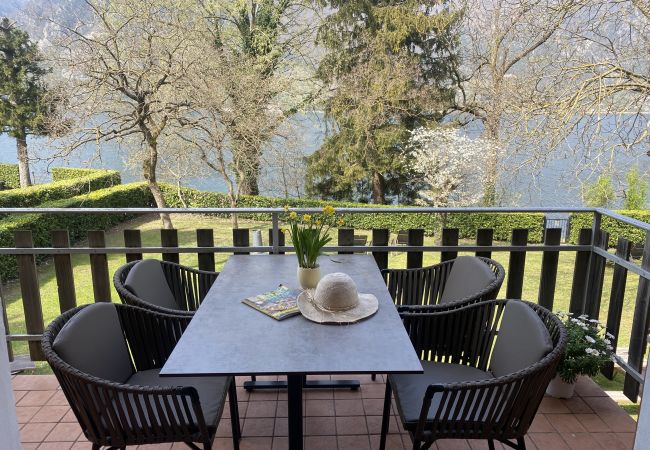 Ferienwohnung in Idro - Casa Anna (Vesta) - Obergeschoss 4P Ferienwohnung in Idro - Casa Anna (Vesta) - Obergeschoss 4P