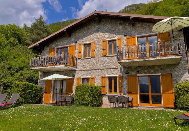 Ferienwohnung in Idro - Casa Paola (Vesta) - Erdgeschoss Ferienwohnung in Idro - Casa Paola (Vesta) - Erdgeschoss