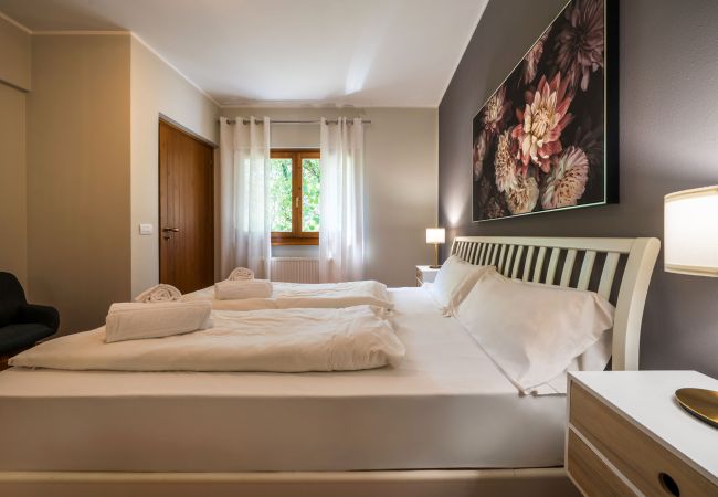Ferienwohnung in Idro - Case Vacanze Crone - Erdgeschoss 6P Ferienwohnung in Idro - Case Vacanze Crone - Erdgeschoss 6P